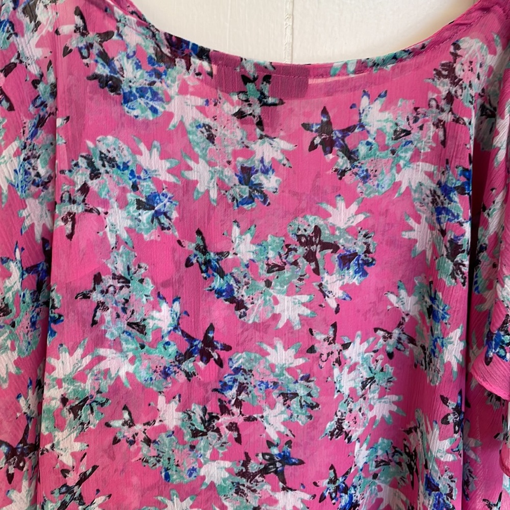 I ❤️ Ronson Cold Shoulder Top - Picture 3 of 6